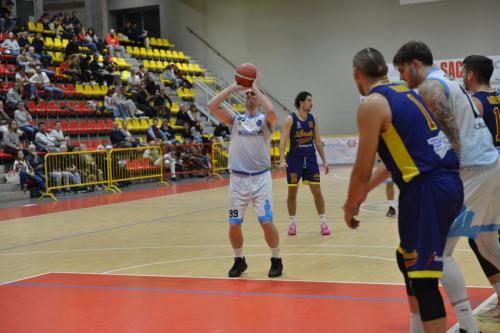 Olimpia-Castello-Loreto-Pesaro-99